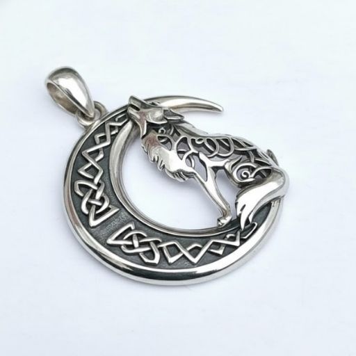 Dije Lobo de Luna - Image 3