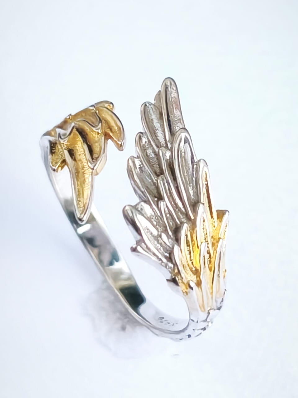Anillo Historia - Alas de Ángel Doradas - Image 2