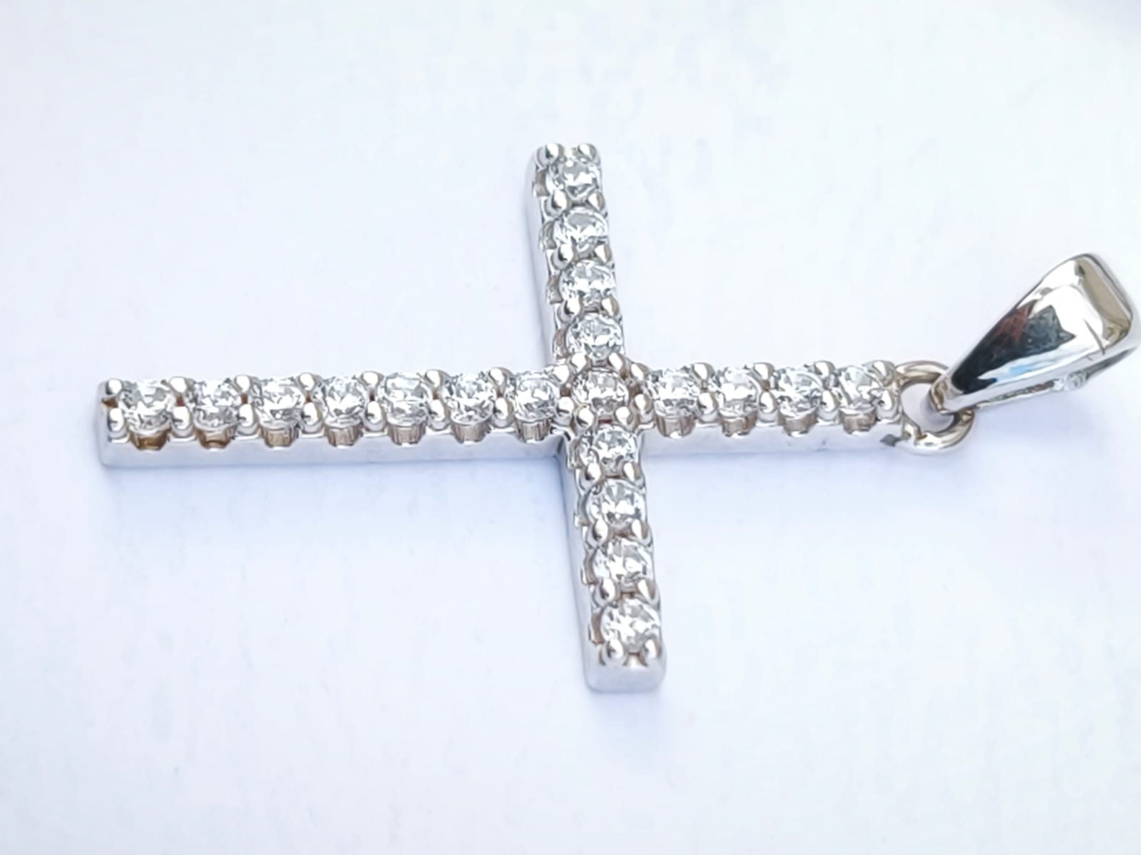 Familia - Dije Cruz de Plata 925 - Image 2