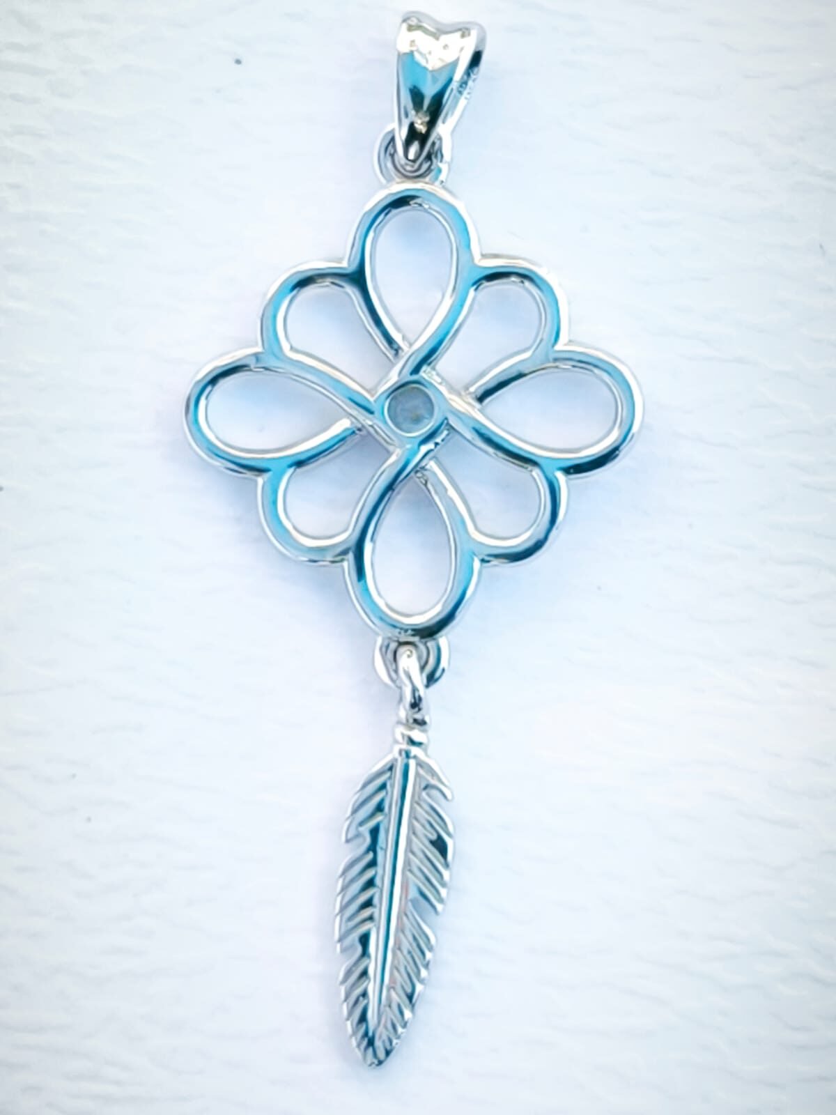 Dije – Nudo de la paz