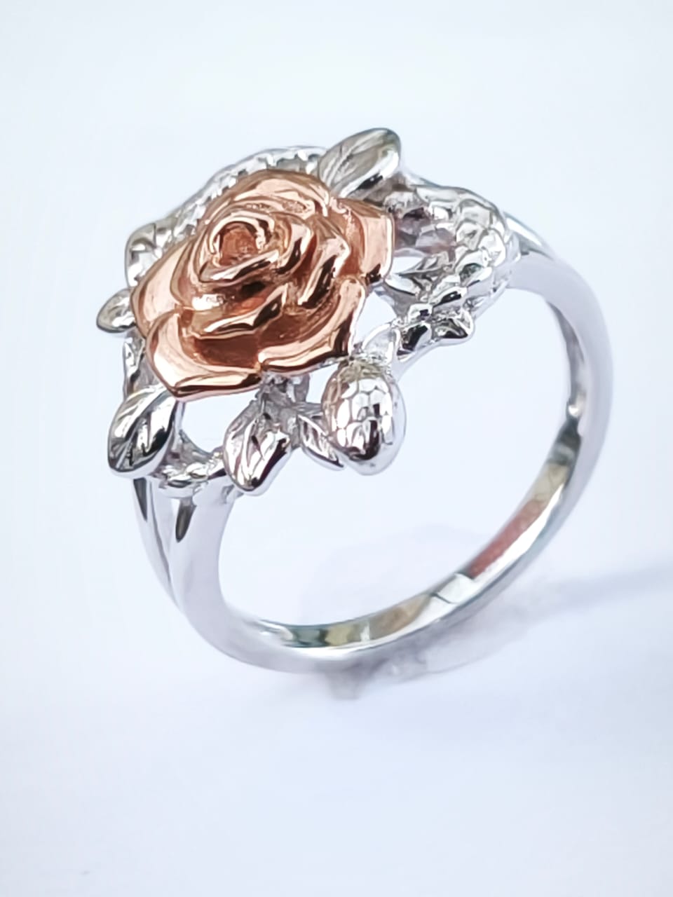 Anillo - La seducción de la Serpiente Sagrada